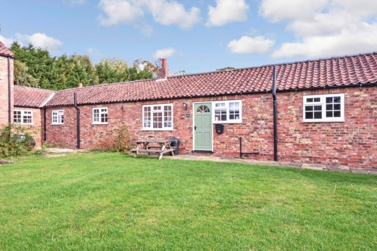 Claxton Grange Cottages, Flaxton