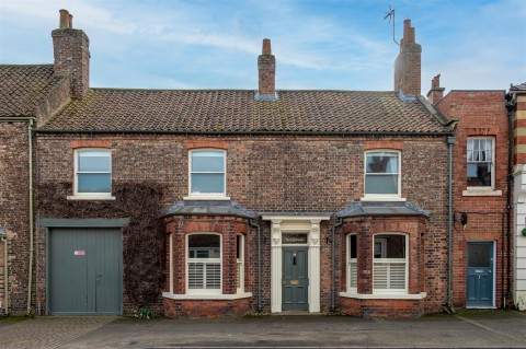 View Full Details for Long Street, Easingwold, York