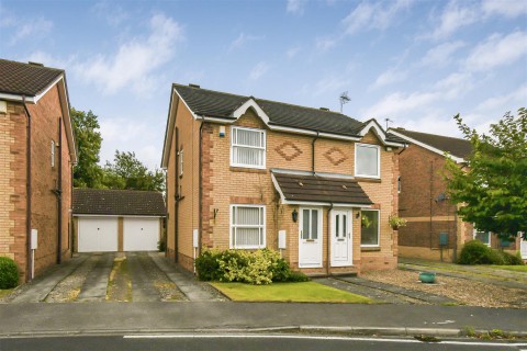 View Full Details for Somerset Close, Rawcliffe