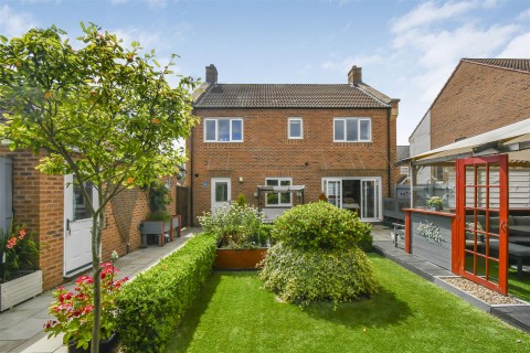 View Full Details for Oxmoor Place, Easingwold, York